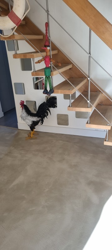 Réalisation d'un béton ciré sur la commune de Gratentour en région Occitanie