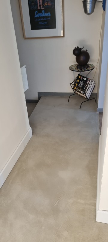 Réalisation d'un béton ciré sur la commune de Gratentour en région Occitanie